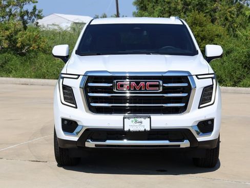 New 2026 GMC Yukon Elevation image 2