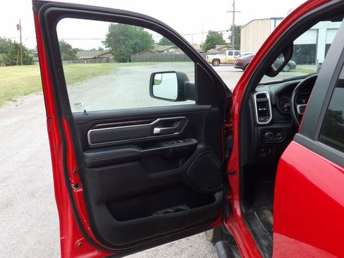 Used 2020 RAM 1500 Lone Star AWD/4WD image 9