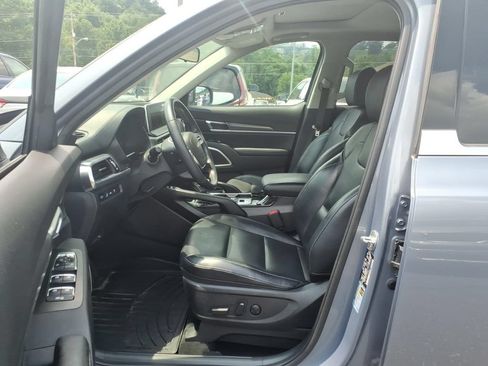 Used 2022 Kia Telluride S AWD/4WD image 9