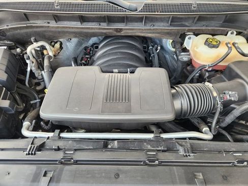 Used 2022 Chevrolet Tahoe Z71 w/ Luxury Package image 30