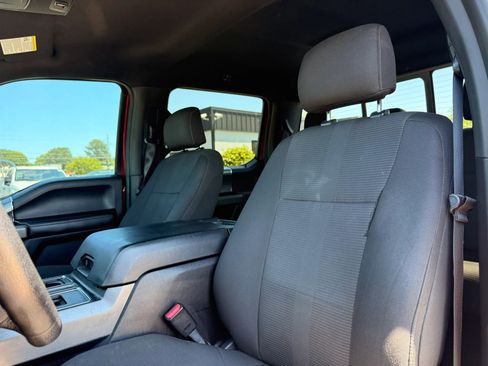 Used 2015 Ford F150 XLT w/ Equipment Group 302A Luxury AWD/4WD image 17