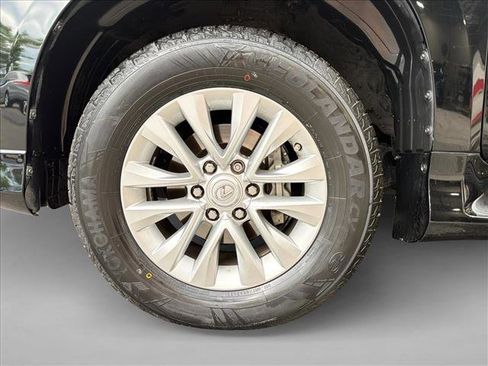 Used 2023 Lexus GX 460 Premium w/ Premium Package AWD/4WD image 9
