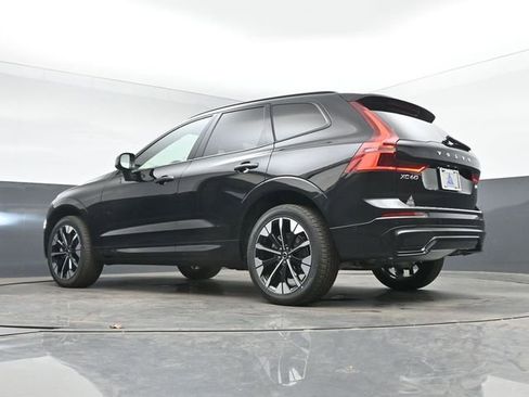 New 2026 Volvo XC60 B5 Plus w/ Protection Package Premier AWD/4WD image 43