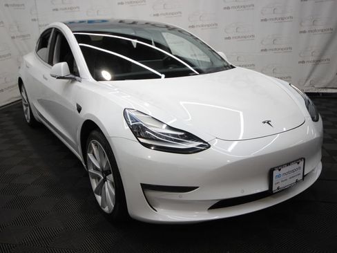 Used 2020 Tesla Model 3 Standard Range Plus RWD image 9