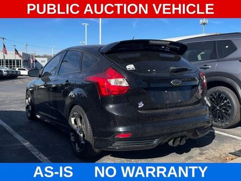 Used 2014 Ford Focus ST w/ Equipment Group 202A image 2