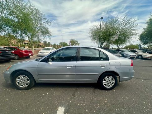 Used 2003 Honda Civic LX image 3