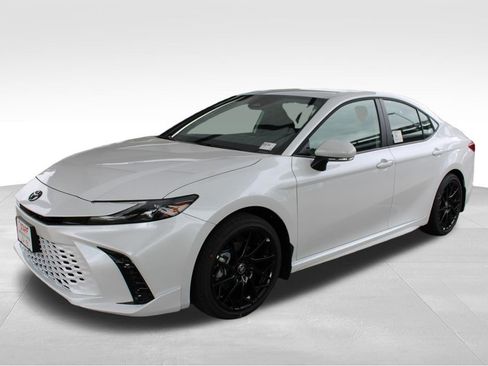 New 2026 Toyota Camry XSE FWD image 7