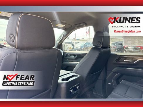 Used 2025 GMC Yukon XL Elevation w/ LPO, Floor Liner Package image 39
