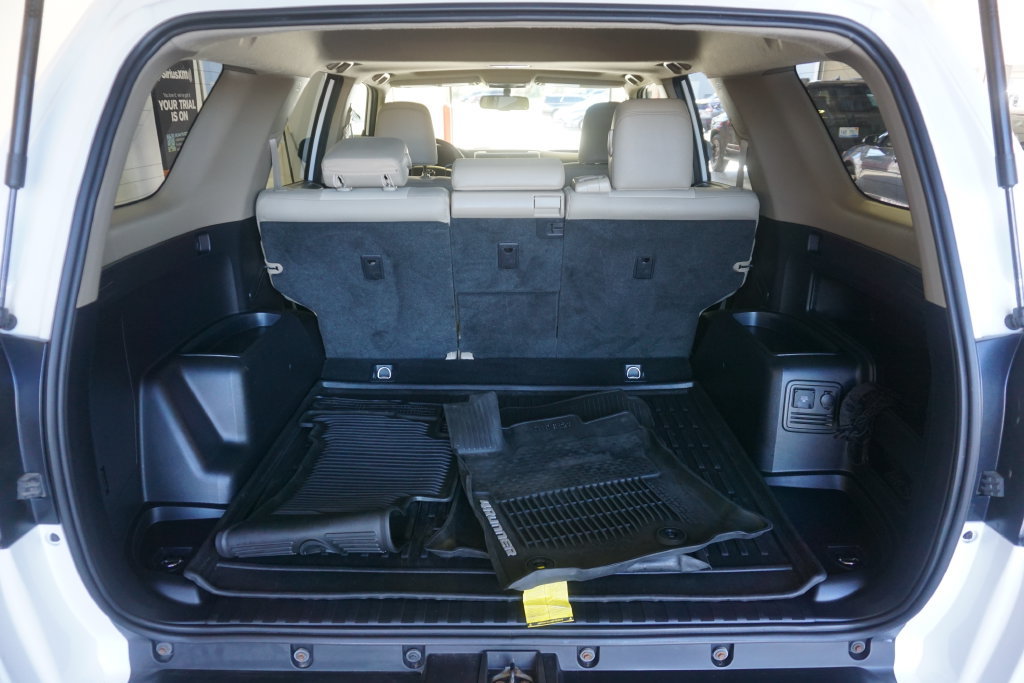 Used 2017 Toyota 4Runner SR5 Premium AWD/4WD image 19
