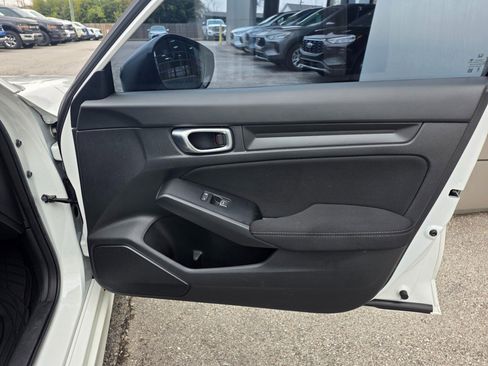 Used 2023 Honda Civic Sport image 15