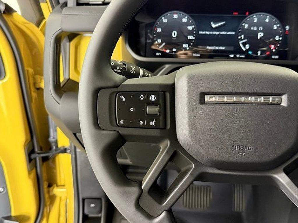 New 2026 Land Rover Defender 110 AWD/4WD image 42