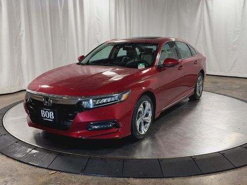 Used 2019 Honda Accord EX image 4