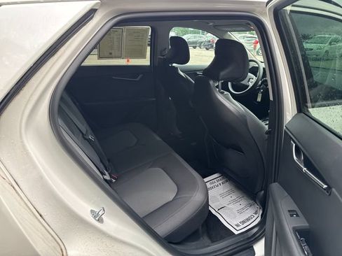 Certified 2024 Kia Niro LX FWD image 9