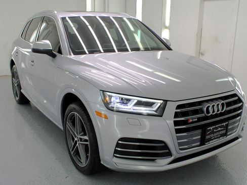Used 2020 Audi SQ5 Premium Plus w/ Premium Plus Package image 12