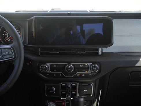 New 2026 Jeep Gladiator Willys image 26