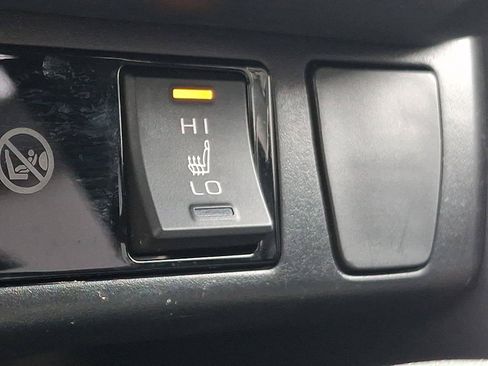 Used 2023 Toyota RAV4 XSE w/ XSE Grade Weather Package AWD/4WD image 23
