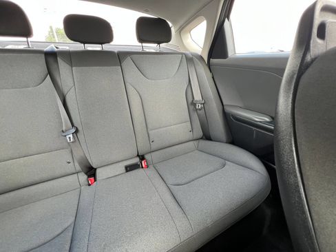 Used 2025 Kia K4 FWD image 42