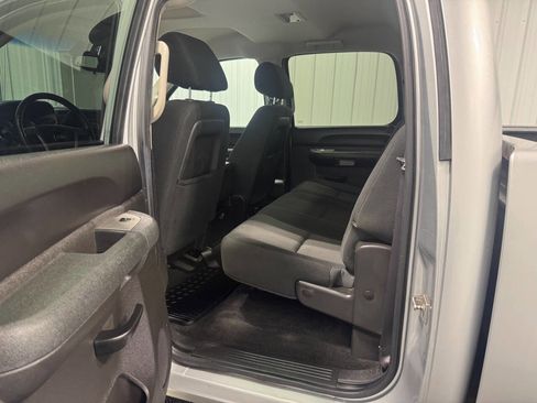 Used 2012 Chevrolet Silverado 2500 LT w/ Interior Plus Package image 11