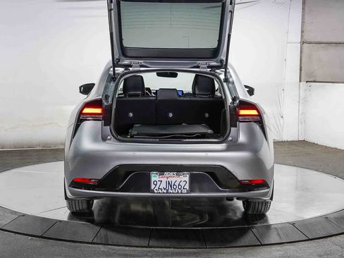 Certified 2026 Toyota Prius XLE FWD image 28