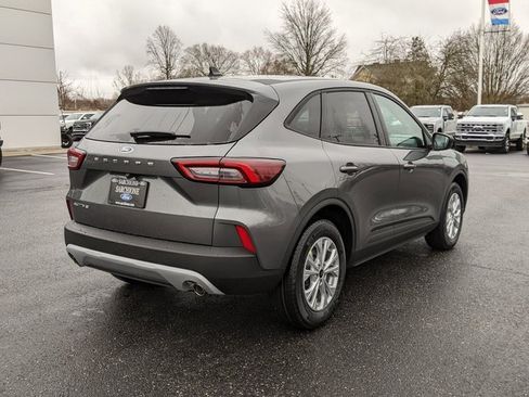 Used 2025 Ford Escape Active w/ Cold Weather Package image 4