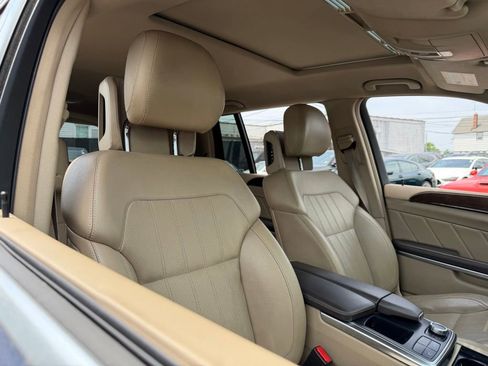 Used 2014 Mercedes-Benz GL 450 4MATIC image 10