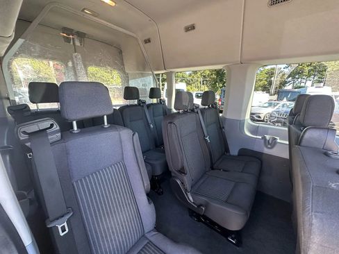 Used 2018 Ford Transit 350 XLT image 14