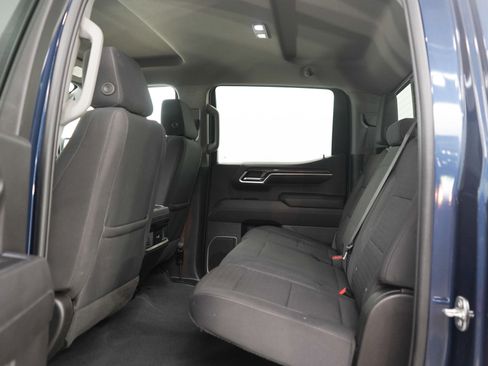 Used 2022 Chevrolet Silverado 1500 RST w/ Convenience Package II AWD/4WD image 16