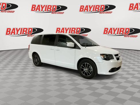 Used 2019 Dodge Grand Caravan GT FWD image 2