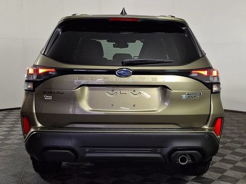 Certified 2025 Subaru Forester Touring AWD/4WD image 8