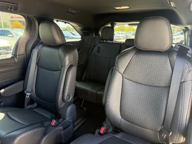 Used 2026 Toyota Sienna XLE Woodland Edition AWD/4WD image 27