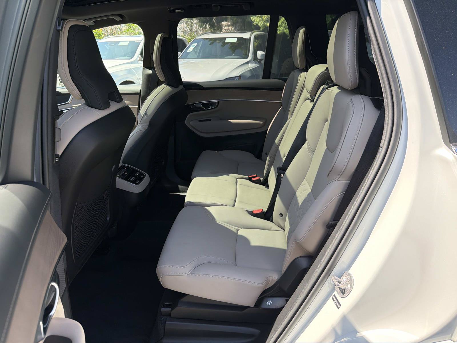 New 2026 Volvo XC90 B6 Plus AWD/4WD image 21