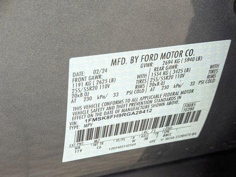 Certified 2024 Ford Explorer Limited image 19