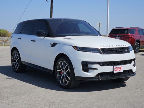 Used 2023 Land Rover Range Rover Sport First Edition AWD/4WD image 3
