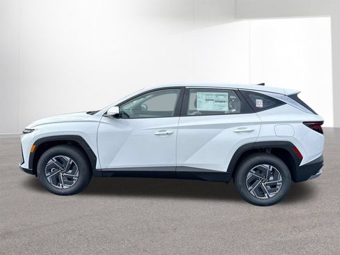 Used 2026 Hyundai Tucson Blue SE AWD/4WD image 6