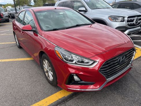 Used 2019 Hyundai Sonata SE FWD image 4