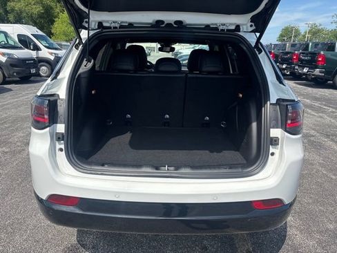 Used 2025 Jeep Compass Limited w/ Elite Group AWD/4WD image 25