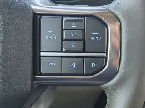 Used 2025 Ford F450 Platinum w/ Platinum Plus Package image 25