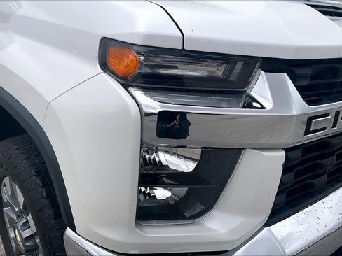 Certified 2022 Chevrolet Silverado 2500 LT w/ Convenience Package image 25