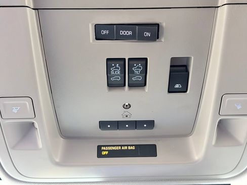 Used 2017 GMC Sierra 1500 SLT AWD/4WD image 54