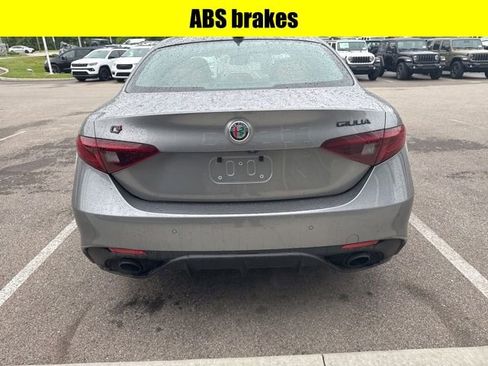 Used 2020 Alfa Romeo Giulia AWD w/ Quick Order Package 22J Sport image 5