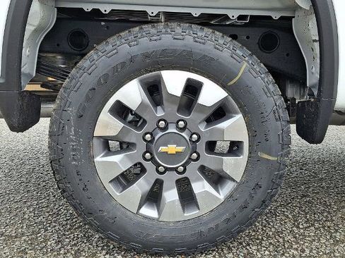 New 2026 Chevrolet Silverado 2500 Custom image 5