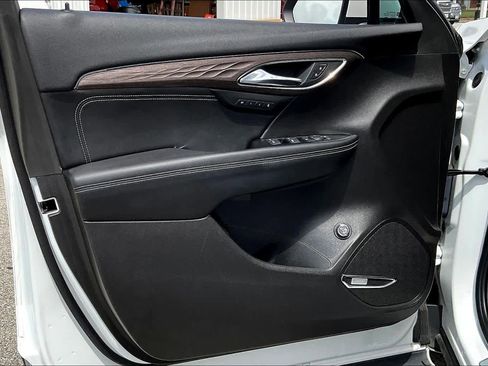 Used 2023 Buick Envision Avenir FWD image 21