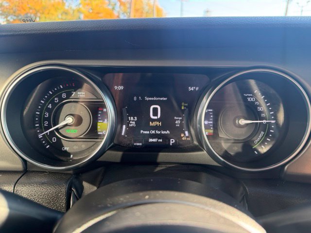 Used 2023 Jeep Wrangler Unlimited w/ Cold Weather Group AWD/4WD image 30