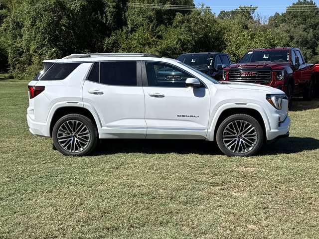 New 2027 GMC Terrain Denali w/ LPO, Black Badging Package AWD/4WD image 2
