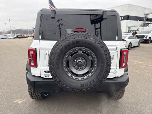 Used 2025 Ford Bronco Outer Banks w/ Sasquatch Package image 4