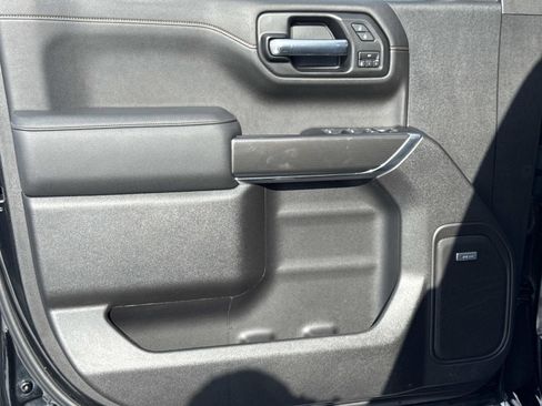 Used 2022 GMC Sierra 1500 AT4 w/ AT4 Preferred Package image 17