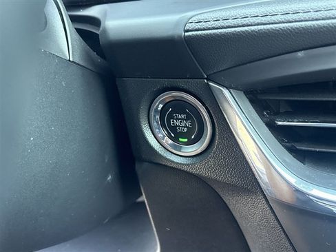 Certified 2025 Buick Encore GX Preferred FWD image 16