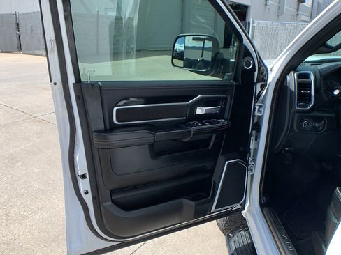 Used 2020 RAM 2500 Laramie AWD/4WD image 11