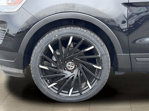 Used 2018 Ford Explorer 4WD image 37