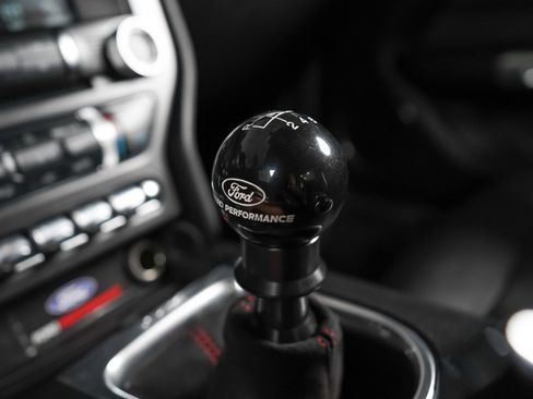 Used 2018 Ford Mustang GT Premium w/ Black Accent Package RWD image 84